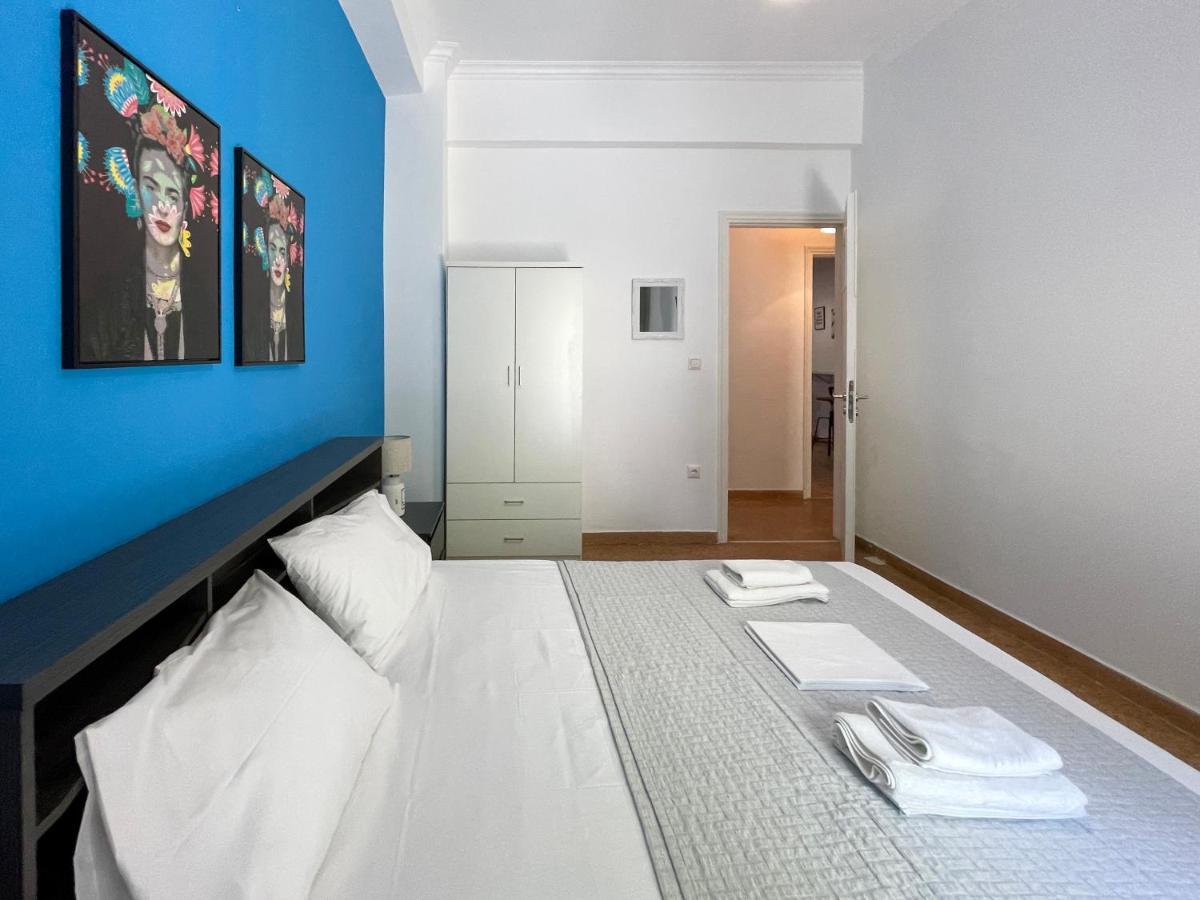Soho Charming 55Sqm Apt In Athens Apartment Luaran gambar